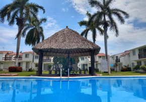 CASA COMPLETA CON ALBERCA ZONA DIAMANTE Netflix Disney plus Prime Video Apple TV